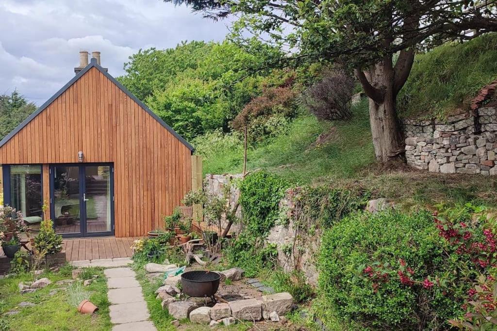 Stonehaven 2 Bedroom Seaside Cottage With Garden Dış mekan fotoğraf